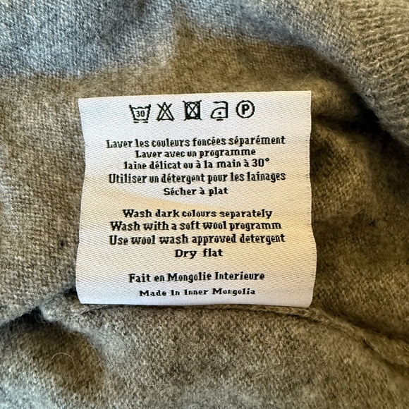 KAPRA HISKA CASHMERE CARDIGAN SWEATER PREPPY LIGHTWEIGHT NEUTRAL CLOSET STAPLE L - Picture 10 of 11